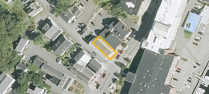 86 Main St