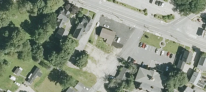 364 Main St