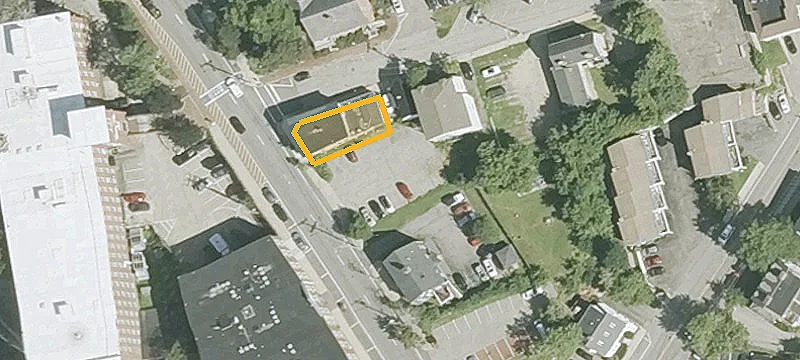 51 Main St