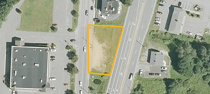 86 Calef Hwy