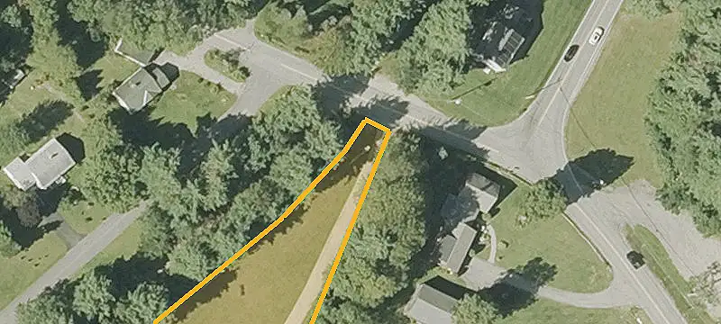 300 Sawyers Xing Rd