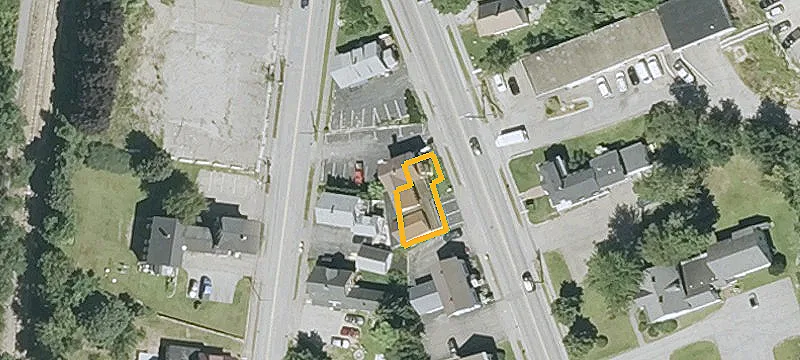 516 Un Ave