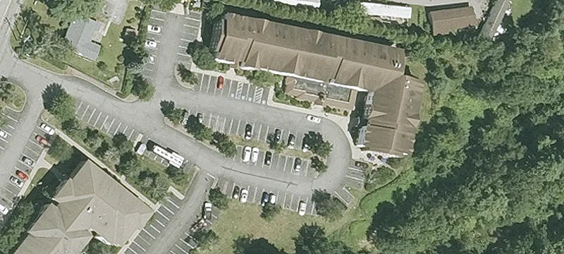 686 Huse Rd