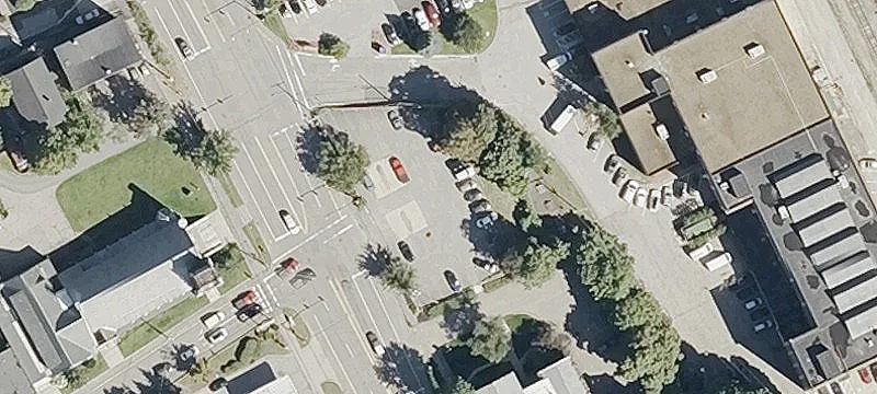 220 Main St