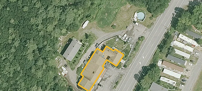 137 Lafayette Rd