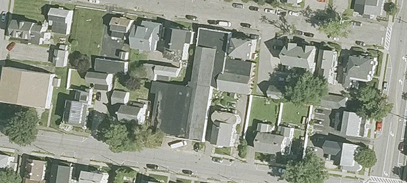 35 4th St