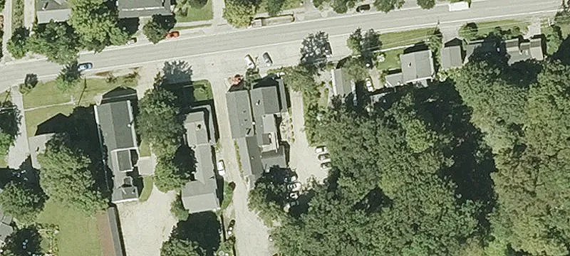 28 Main St