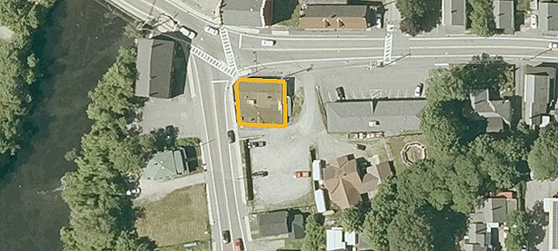 142 Main St