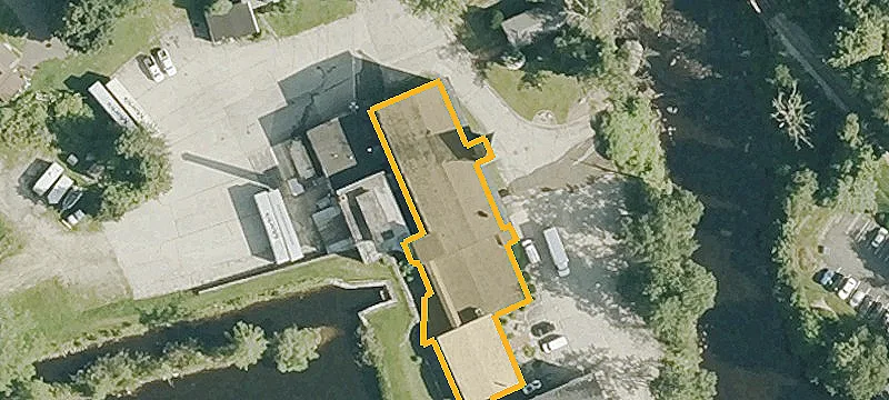 1 Riverside Way