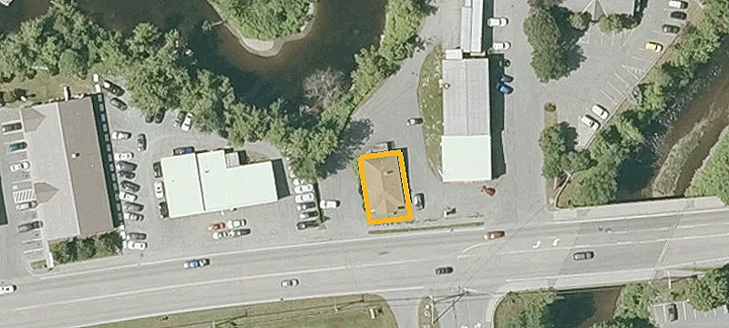 256 Mechanic St