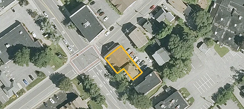 54 Main St