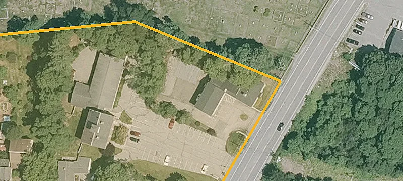 875 Lafayette Rd