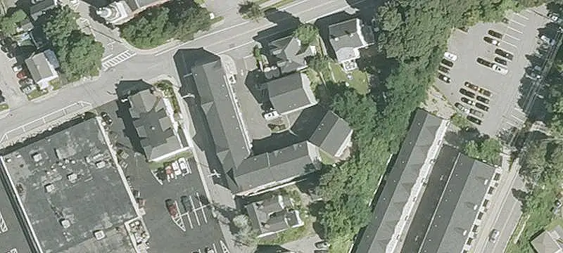 15 Mechanic St