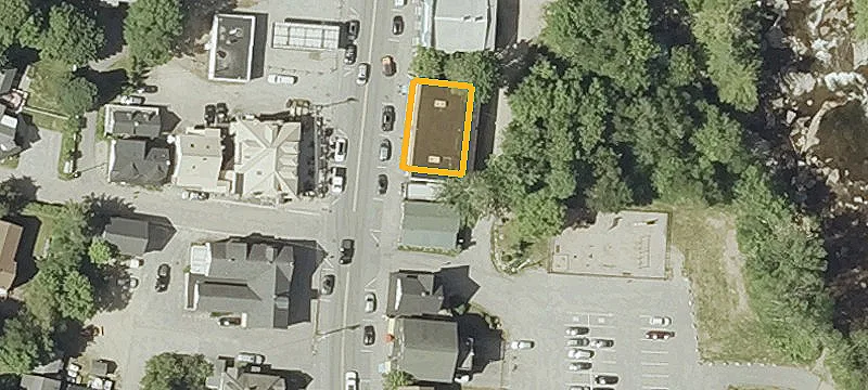 114 Main St