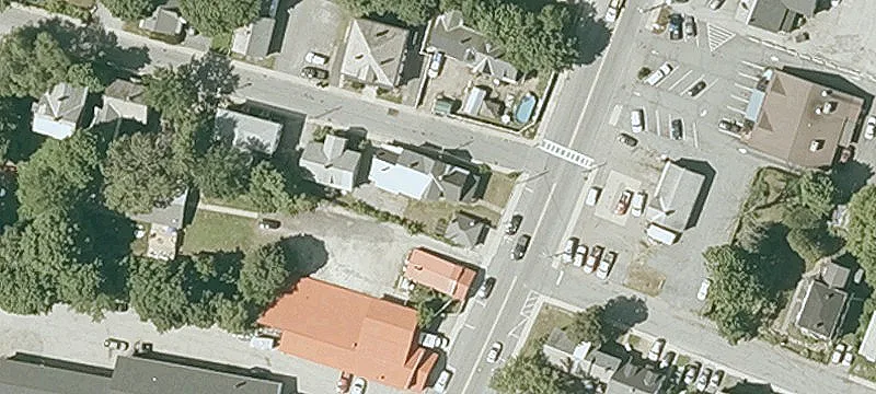 143 Pleasant St