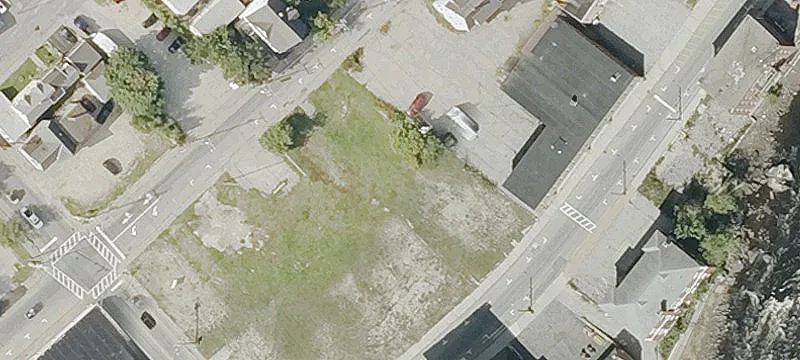 Main St