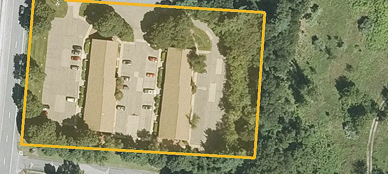 7 Taggart Dr, Unit J