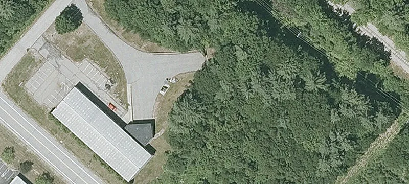 85 Airport Dr
