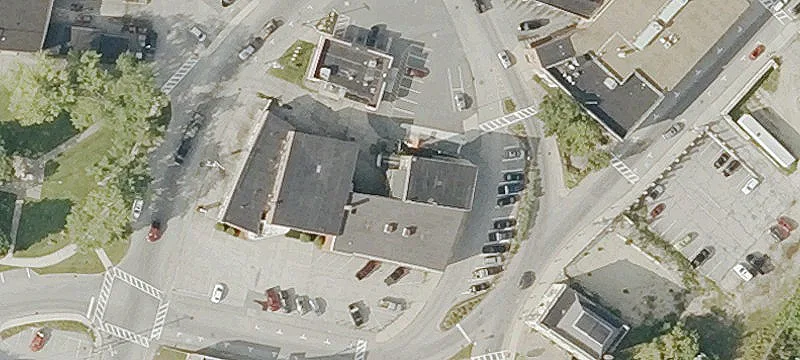 12 Grn Sq