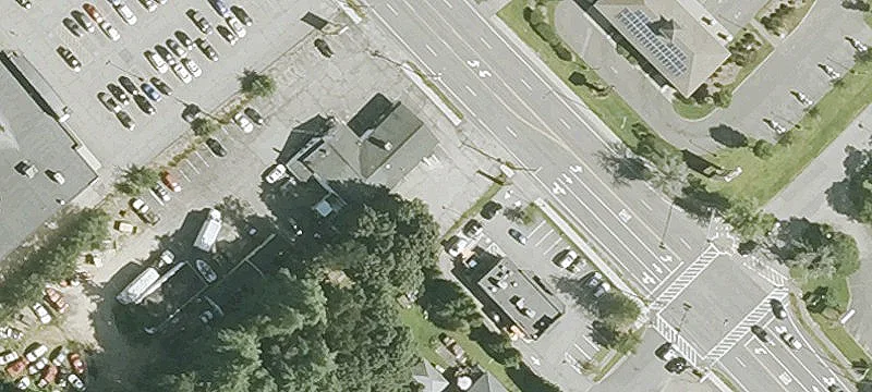892 Central Ave