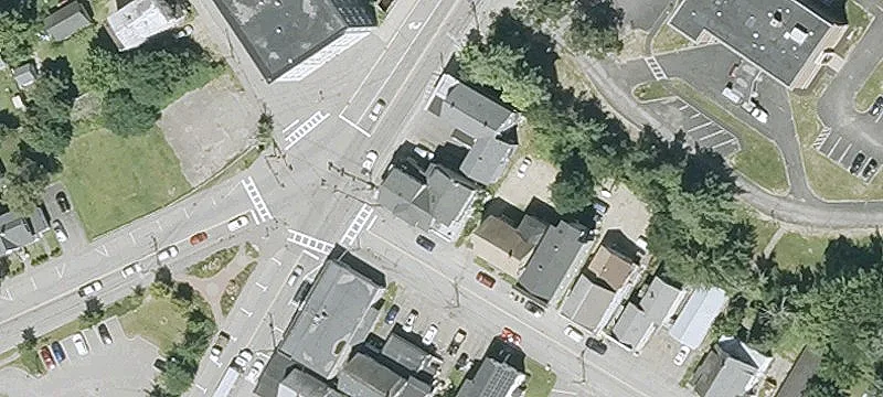 255 Un Ave