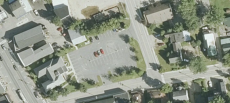28 Mechanic St