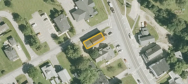 141 Main St