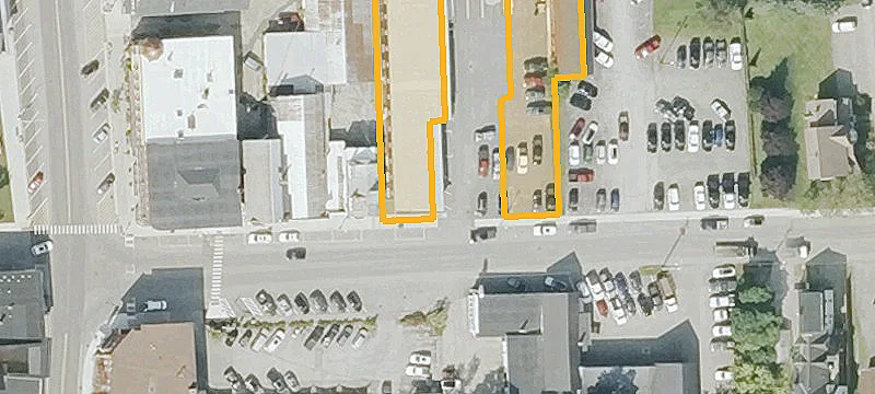 18 Middle St