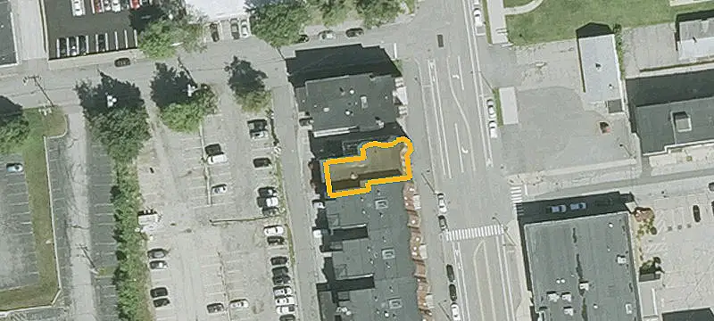 1480 Elm St