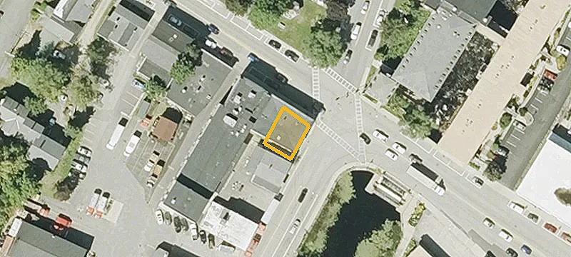 17 Main St