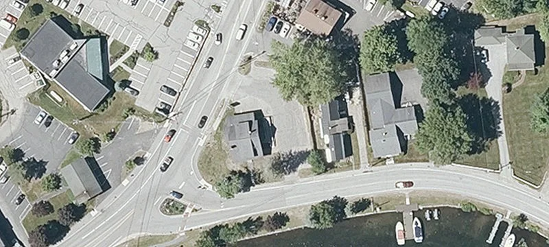 2 Pleasant St
