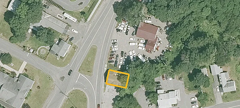 3 Lafayette Rd