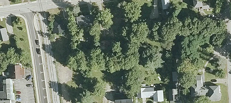 121 Mechanic St