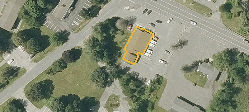9 Main St