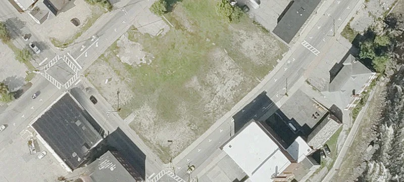 Main St