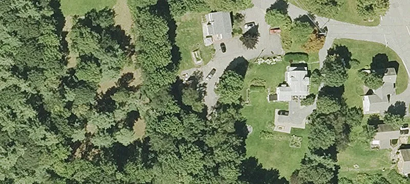 16 Smith Dr