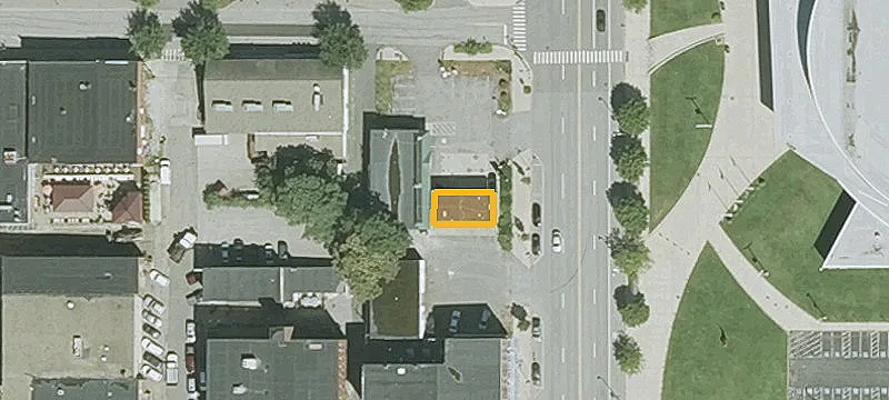 570 Elm St