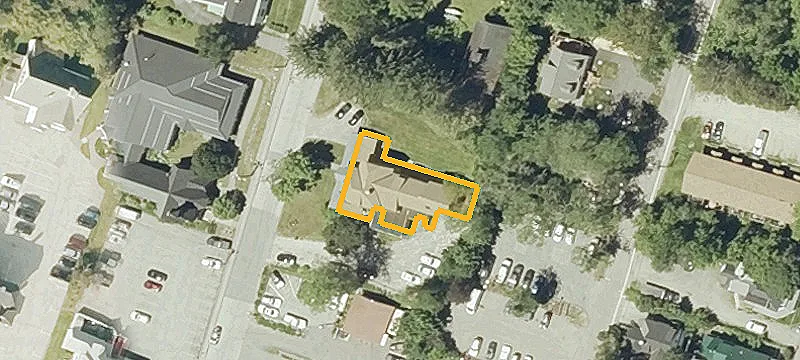34 School St