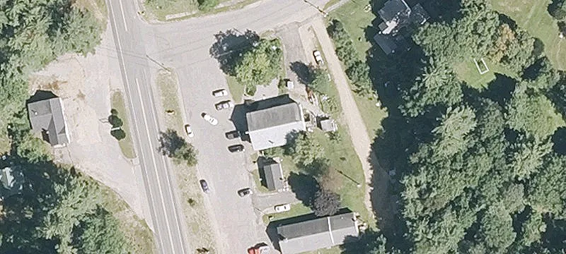24 Commerce St