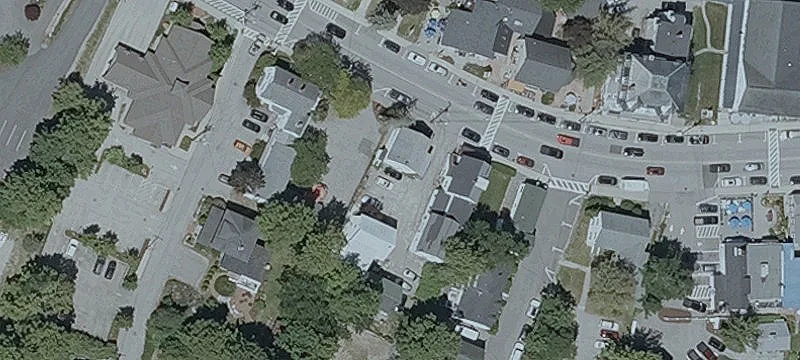 44 Main St