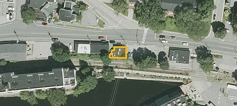 13 Canal St