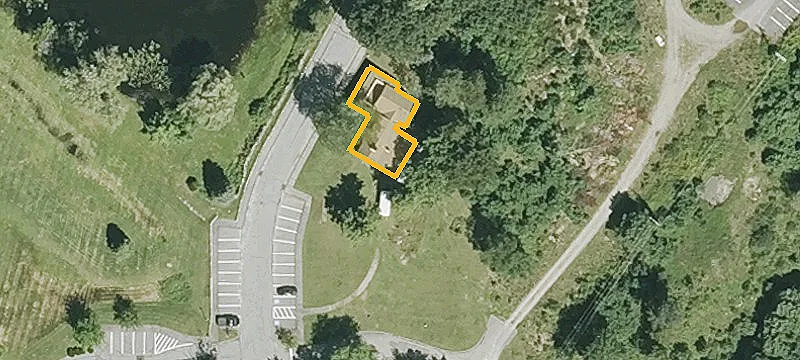 20 Merrit Pkwy