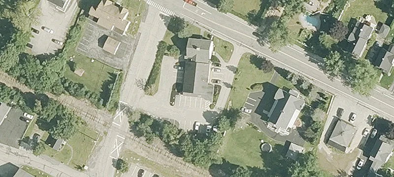 389 Nashua St