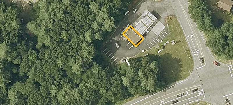 409 Is Pond Rd
