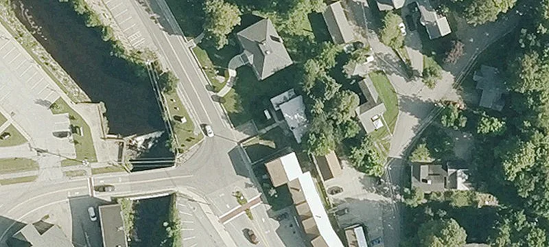 6 Main St