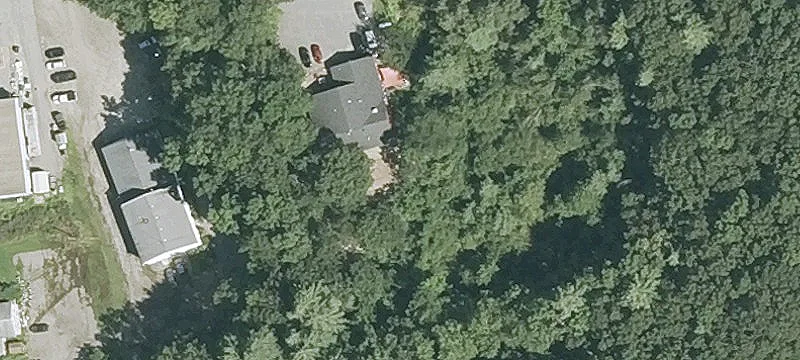 3 Simons Ln