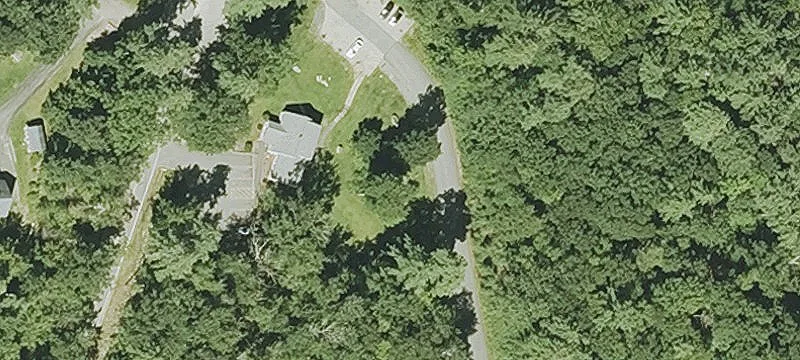 40 University Dr