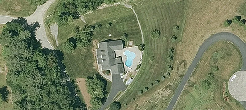 17 Huntington Ln