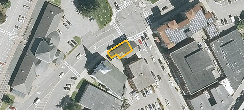 674 Main St