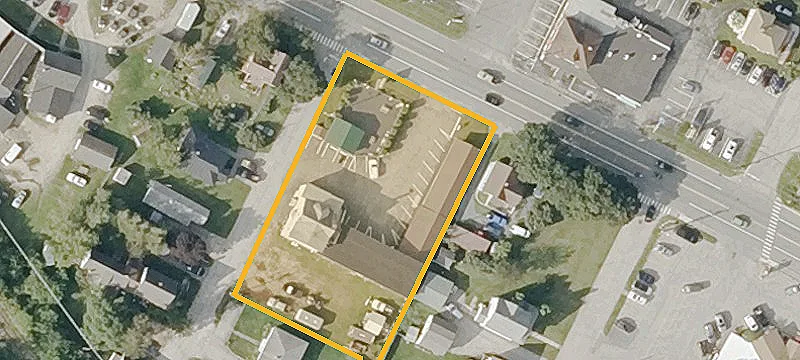 289 Main St